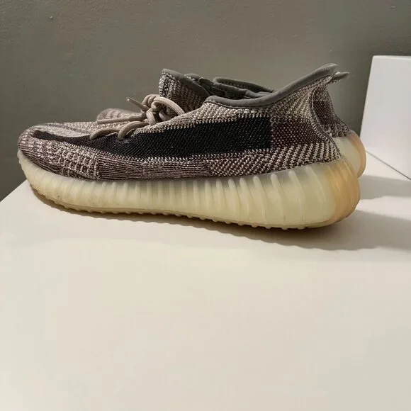 Adidas Yeezy Boost 350 v2